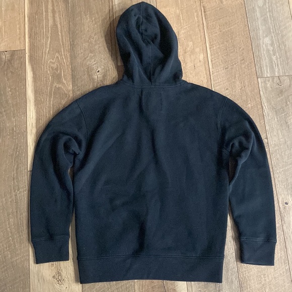 Hollister Sweatshirt - Picture 2 of 4